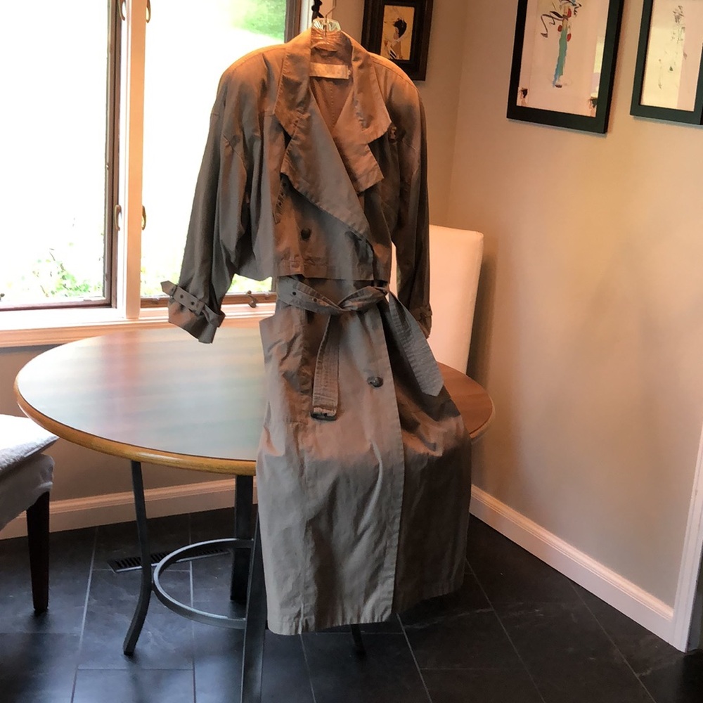 Escada Raincoat - image 3